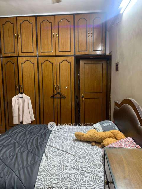 1 BHK Flat In Hind Mansion For Sale  In Mahim 