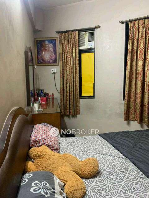 1 BHK Flat In Hind Mansion For Sale  In Mahim 