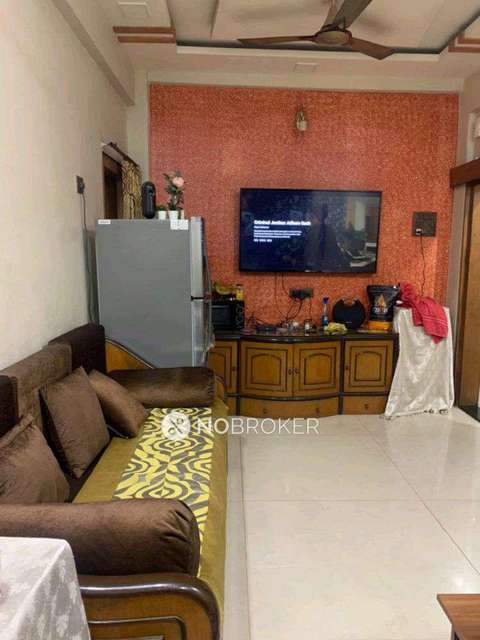 1 BHK Flat In Hind Mansion For Sale  In Mahim 