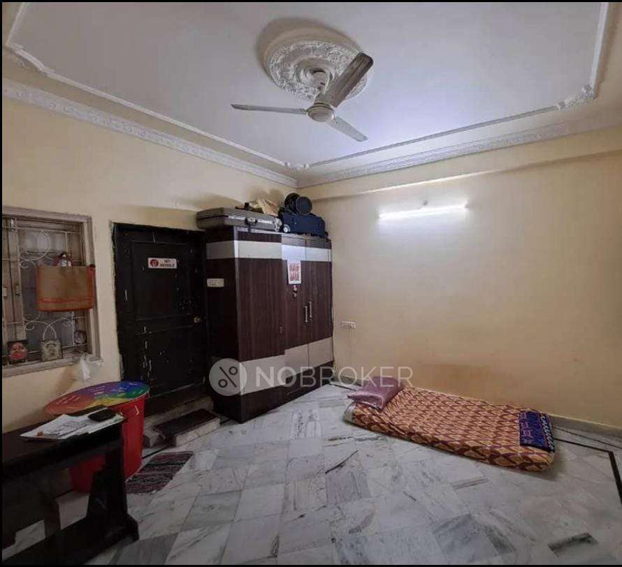 Hr homes Banjara Hills Rent WITHOUT BROKERAGE Semifurnished 3 BHK