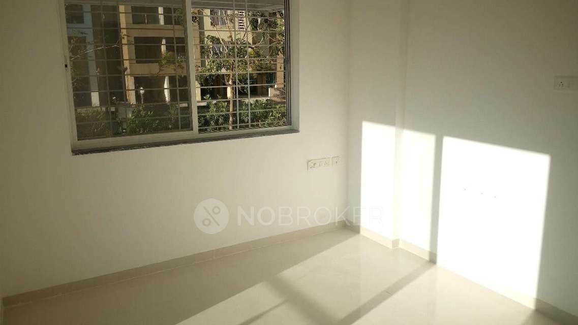 2 BHK Flat In Vinode Spirea For Sale  In Wakad