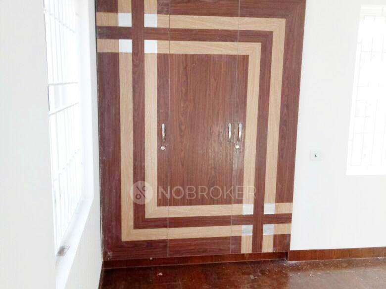 1 BHK Flat In Jananis Blue Bells For Sale  In Padur