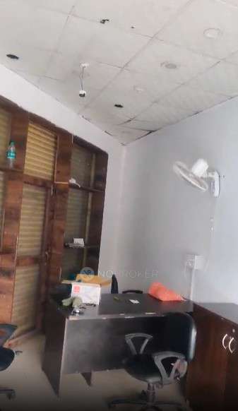 Shop in Crossings Republik, Ghaziabad for sale 