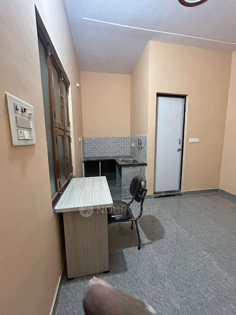 PG for Boys in Ghukna