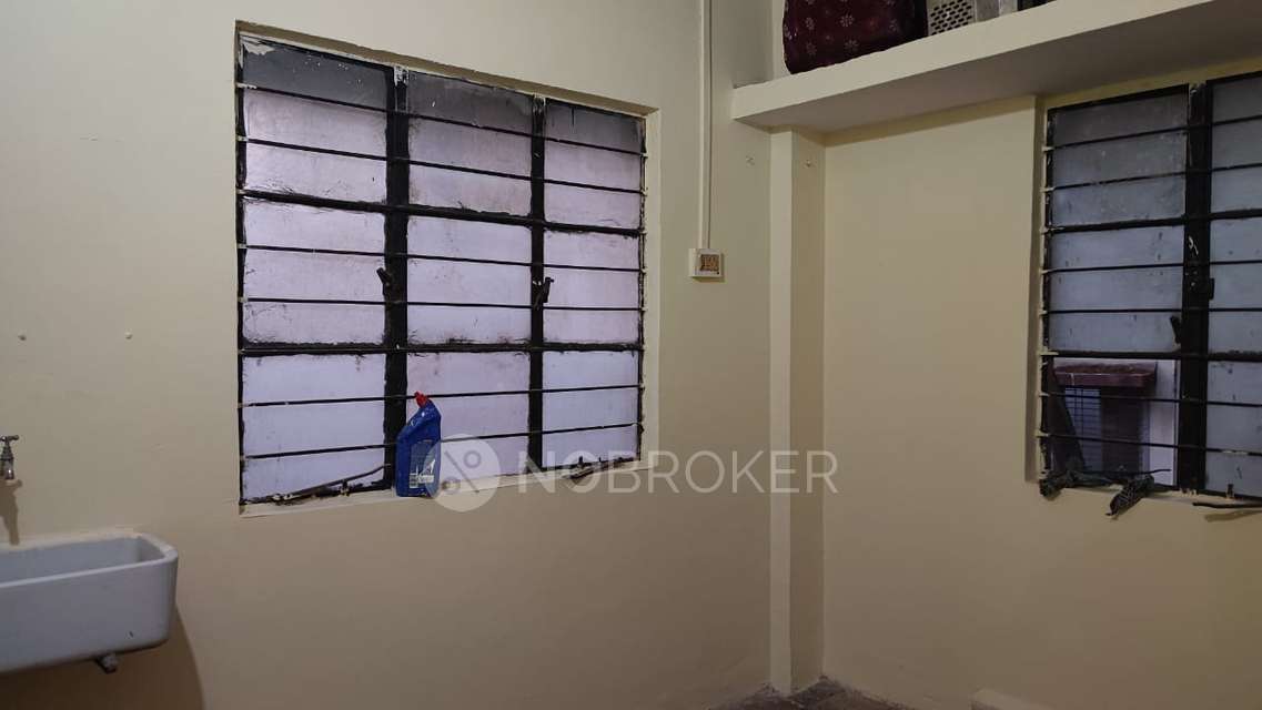 1 BHK Flat In Priyadarshani Appartment For Sale  In Sukhasagar Phase-1, 