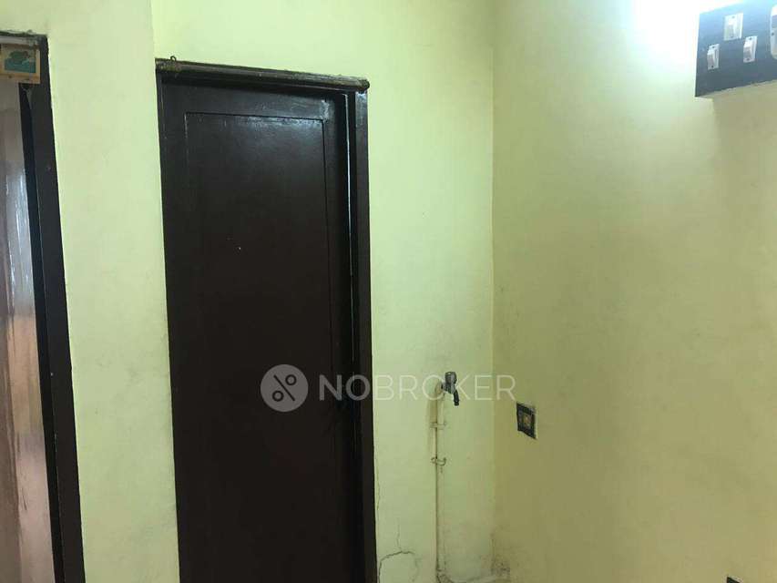 1 BHK Flat In Anand Flats  For Sale  In T. Nagar