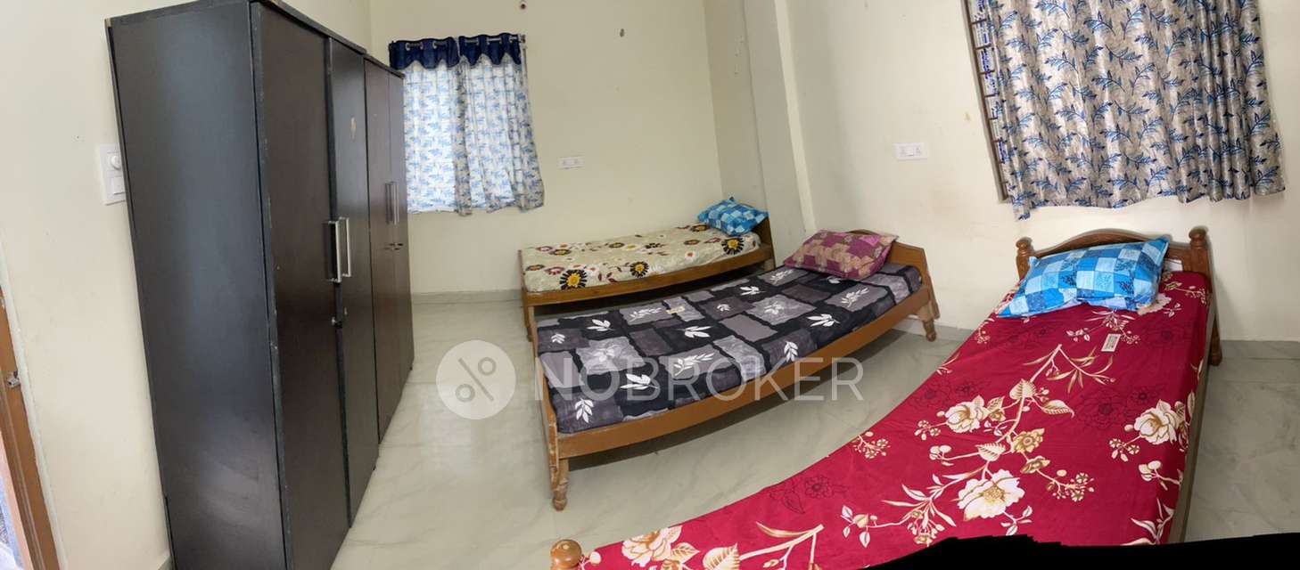 PG for Girls in Gowlidoddy