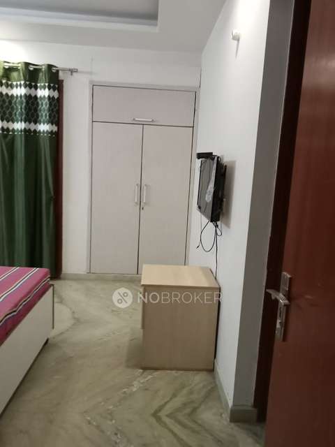 PG for Girls in Sector 15