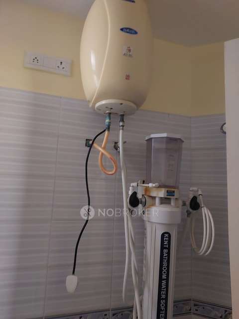 2 BHK Flat In Sheshadri Residency, Bellandur For Sale  In Bellandur