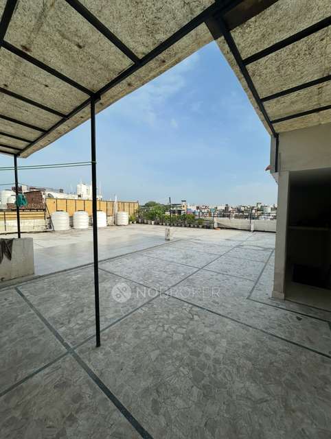 PG for Girls in Kamla Nagar