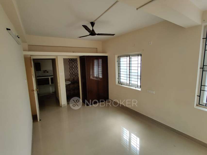 2 BHK Flat In Fk Moon Castle For Sale  In Perumbakkam