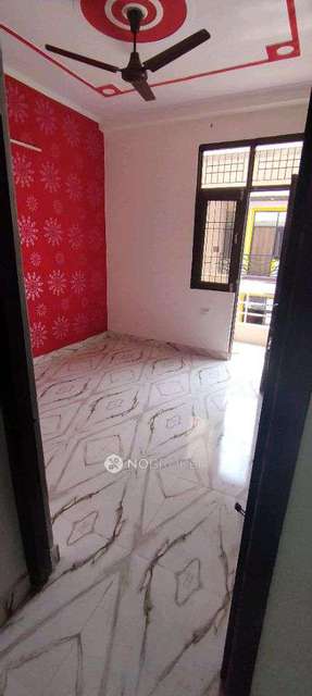 2 BHK Flat In Dlf Ankur Vihar For Sale  In Loni