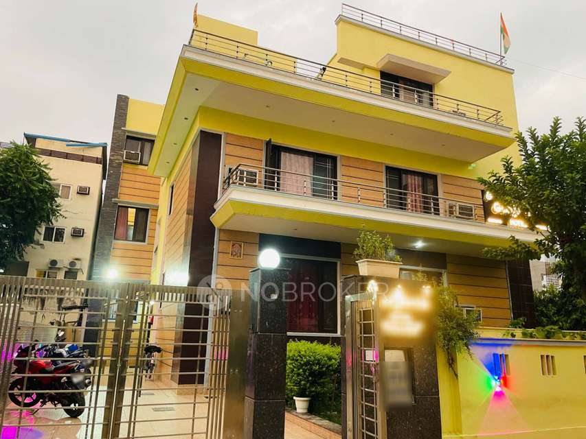 PG for Anyone in Sector 38