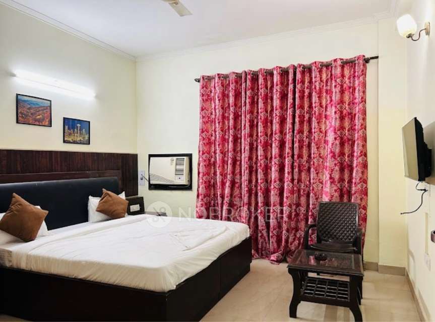 PG for Anyone in Sector 38