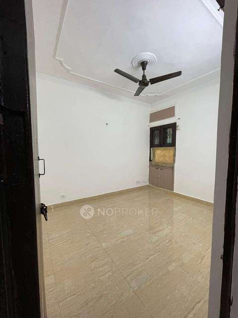 3 BHK Flat In Star Apartment For Sale  In Sector 9