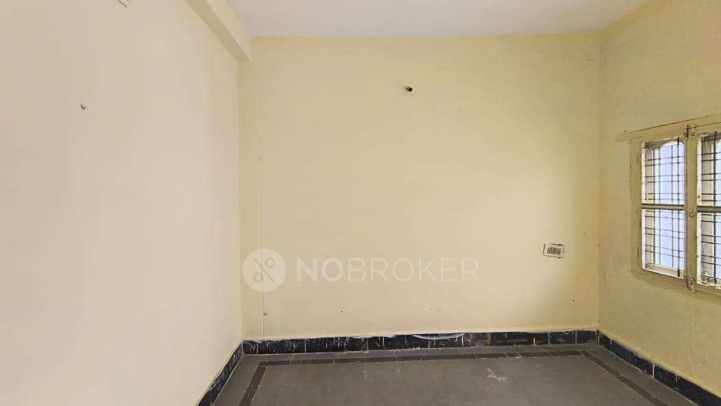 2 BHK Flat In Shilphi Complex For Sale  In Dilshiknagar