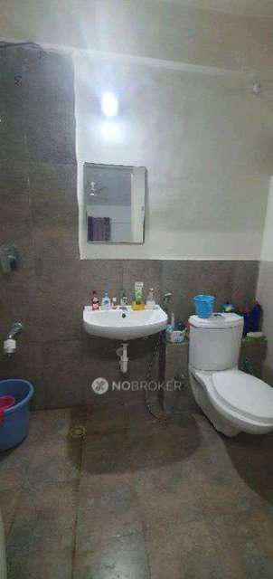 Single Room for Female In 3 BHK  In  High Mont Phase 2.  In Hinjei, Pune