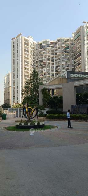 2 BHK Flat In Prateek Wisteria For Sale  In Sector 77
