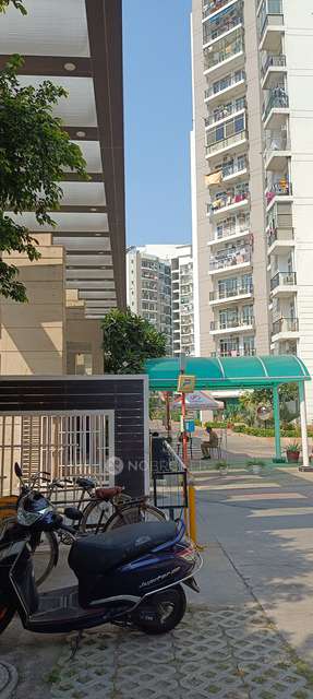 2 BHK Flat In Prateek Wisteria For Sale  In Sector 77