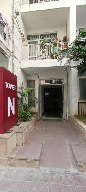 2 BHK Flat In Prateek Wisteria For Sale  In Sector 77