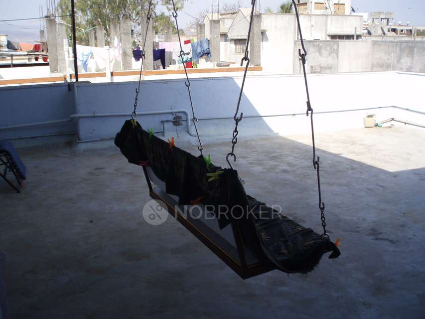 2 BHK Flat In Xxxx With Attached Terrace For Sale  In Yashwant Nagar