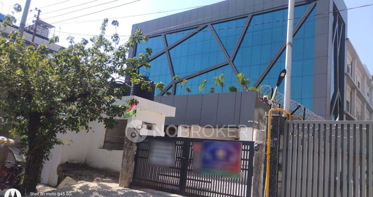 Industrial Building in Sector 80, Noida for sale 