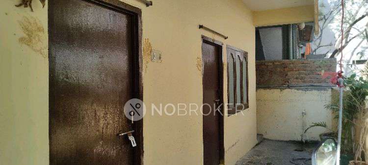 1 RK House for Rent  In Karmanghat