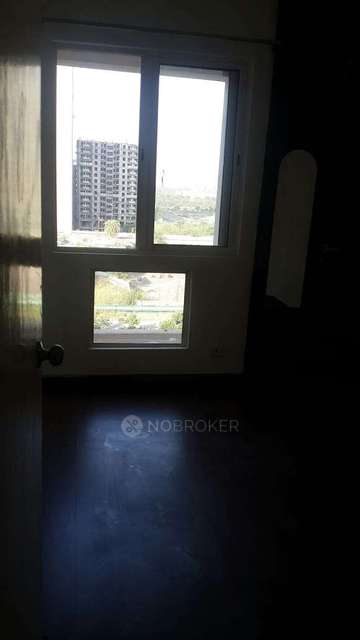 2 BHK Flat In Jaypee Kosmos For Sale  In Sector 134