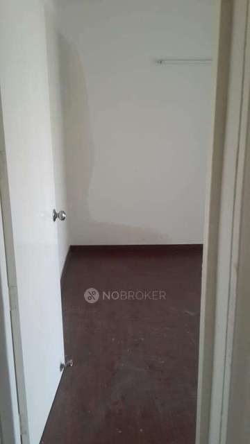 2 BHK Flat In Jaypee Kosmos For Sale  In Sector 134