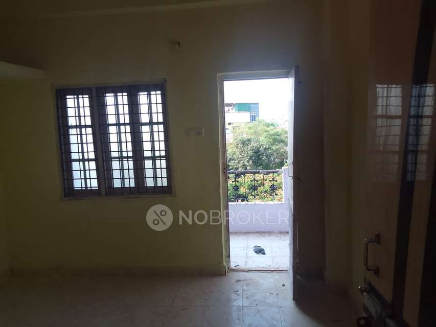 2 BHK Flat In Apartment For Sale  In  Neredmet