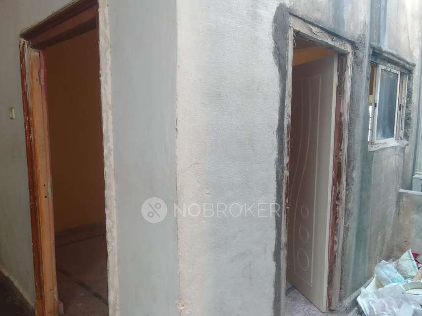 2 BHK Flat In Apartment For Sale  In  Neredmet