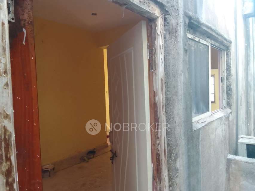 2 BHK Flat In Apartment For Sale  In  Neredmet