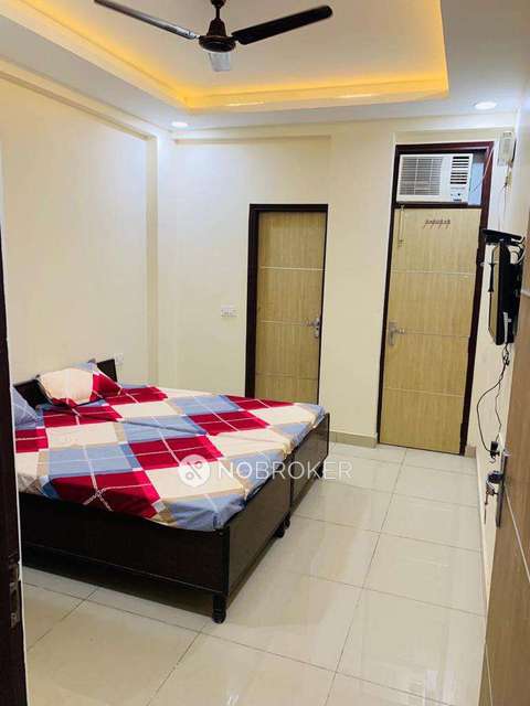 PG for Boys in Sector 43