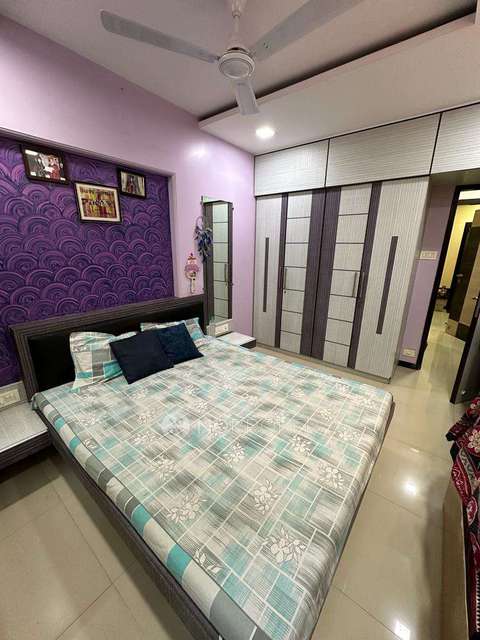 2 BHK Flat In Pragati Chs Ltd For Sale  In Bandra East
