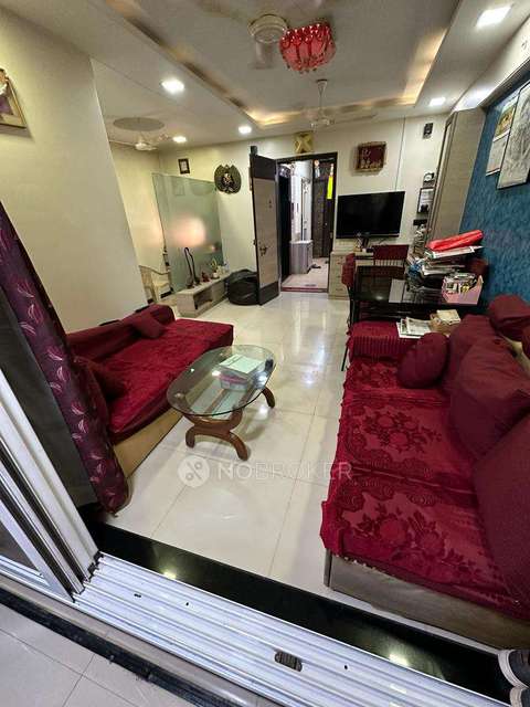 2 BHK Flat In Pragati Chs Ltd For Sale  In Bandra East