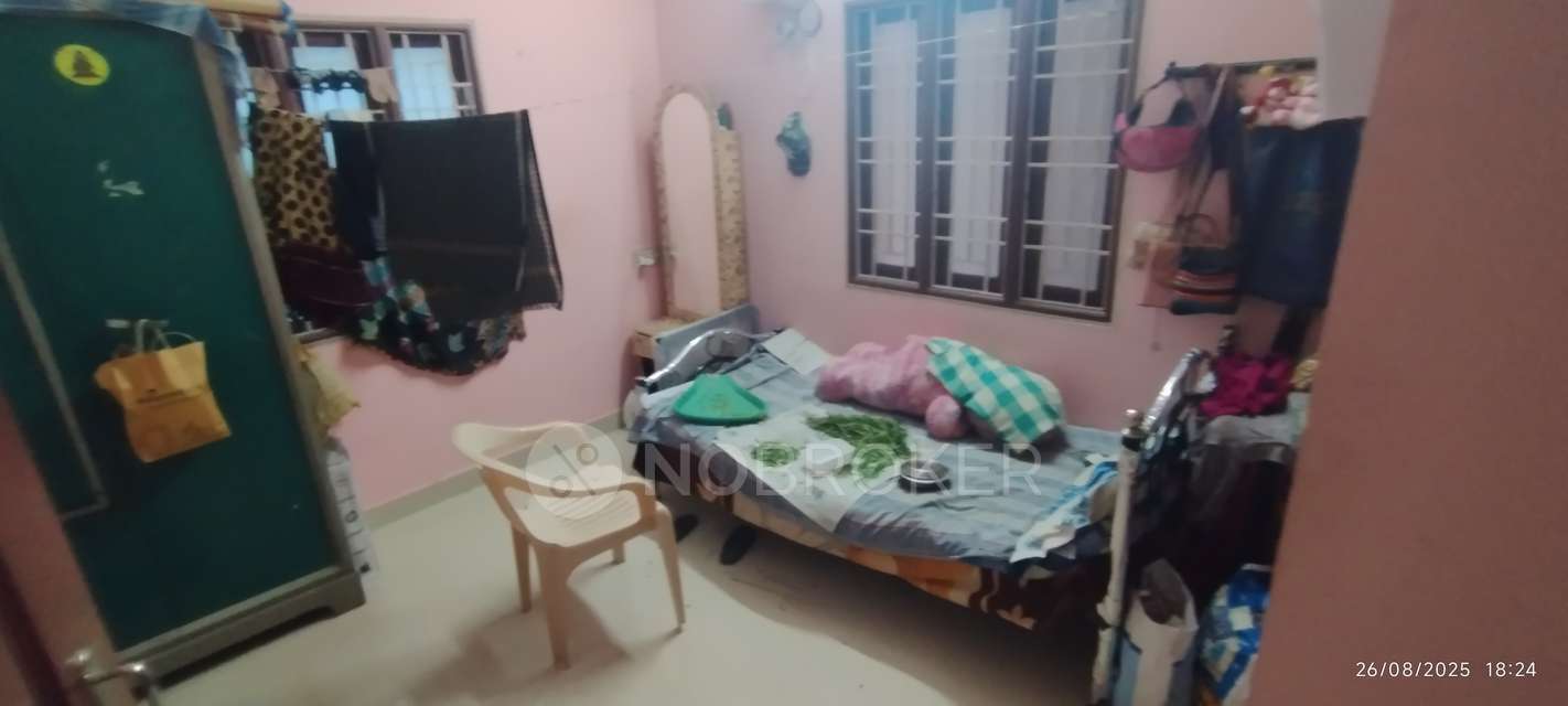 2 BHK Flat In Jayalakshmi Apartments For Sale  In Tambaram West