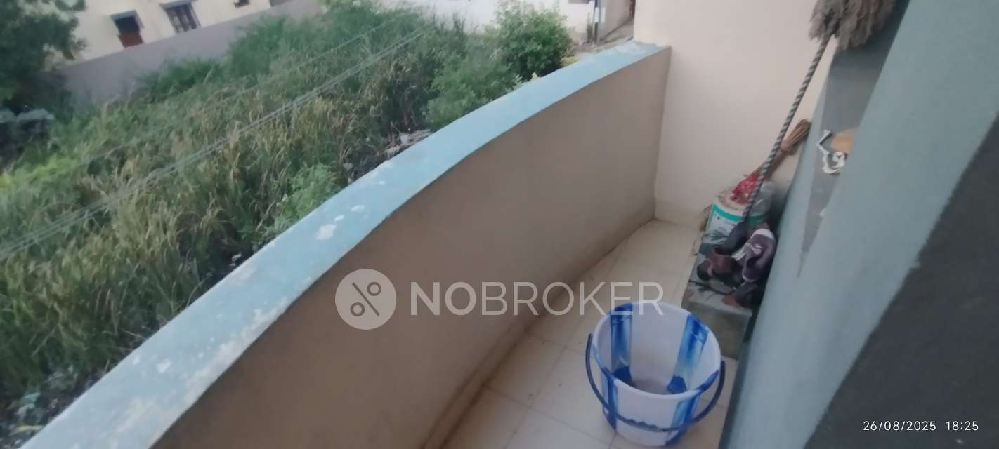 2 BHK Flat In Jayalakshmi Apartments For Sale  In Tambaram West