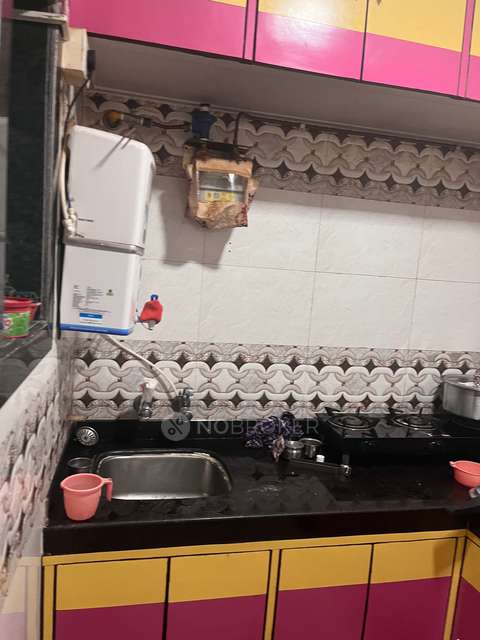 1 BHK Flat In Standalone Building  For Sale  In Malad East