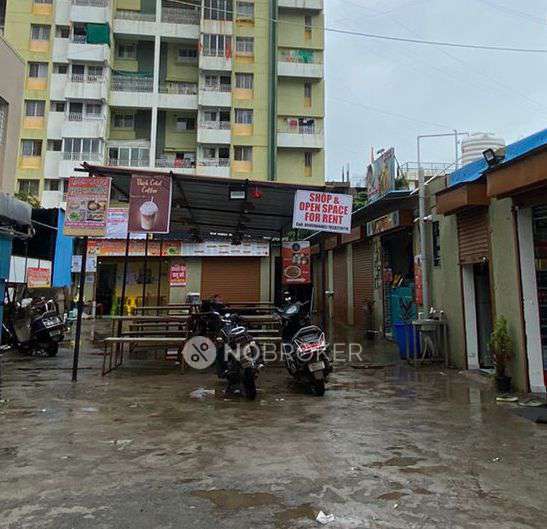 Commercial Property in Kanajiwada, Pune for Rent 