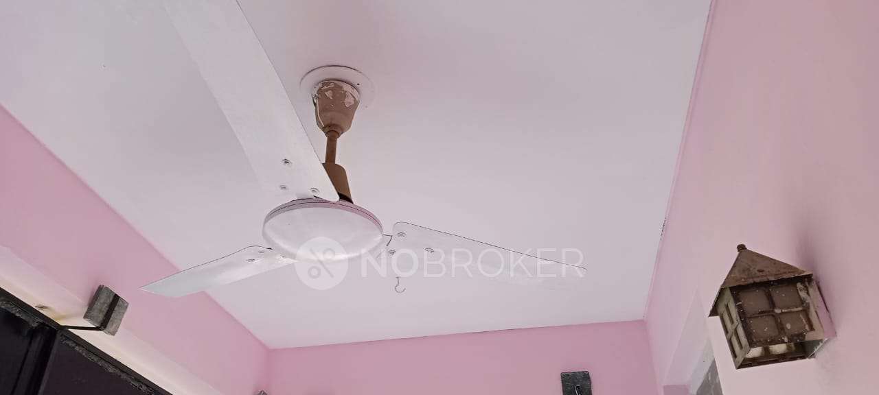 2 BHK Flat In Southend Apartments, Charmwood Village, Eros Garden, Dayal Bagh Colony for Rent  In Eros Garden, Sector 39