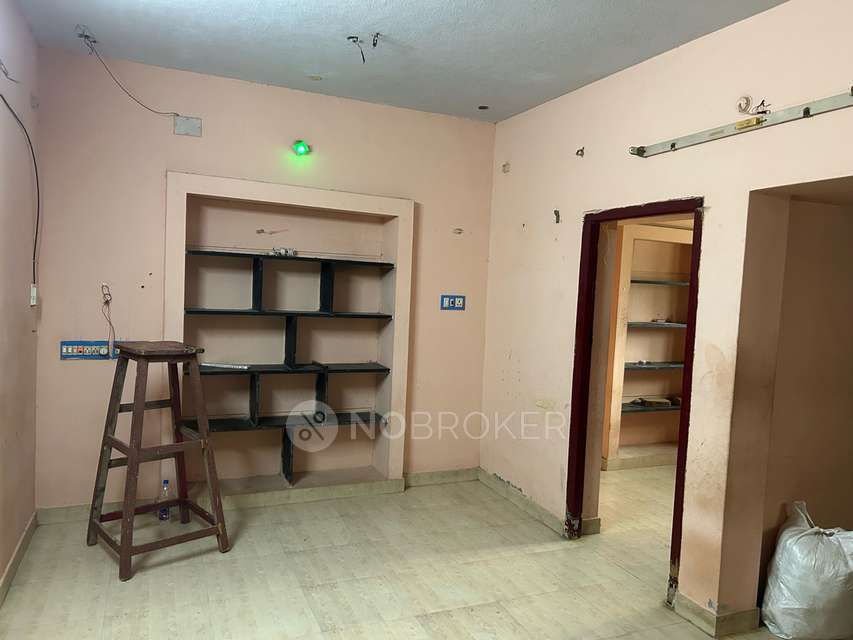 1 BHK House for Rent  In  Ethiraj Nagar