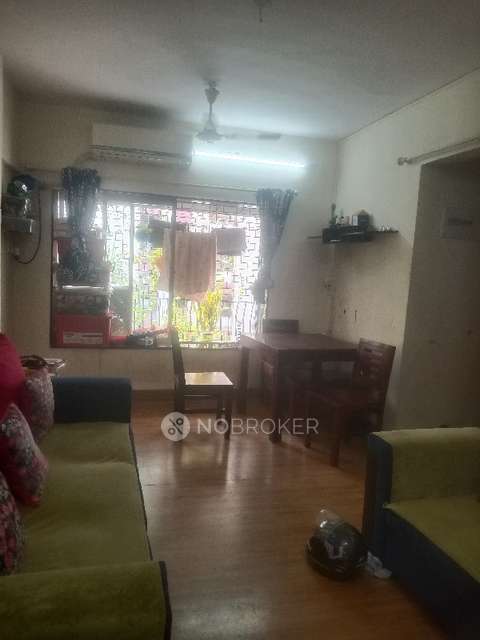 2 BHK Flat In Alica Nagar Chs, Kandivali East For Sale  In Kandivali East