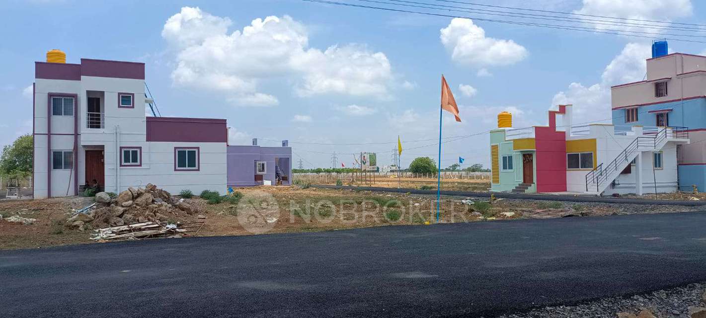 Plot For Sale  In Padappai