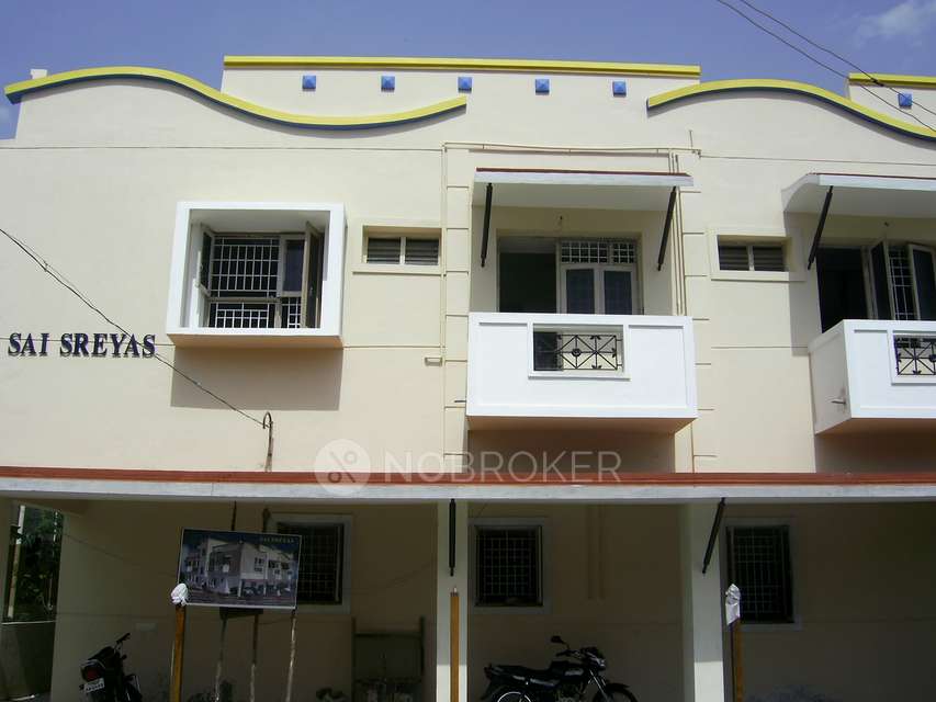 2 BHK Flat In Sri Sreyas Flats For Sale  In Santhosapuram
