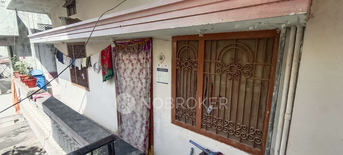 4+ BHK House For Sale  In Langar Houz