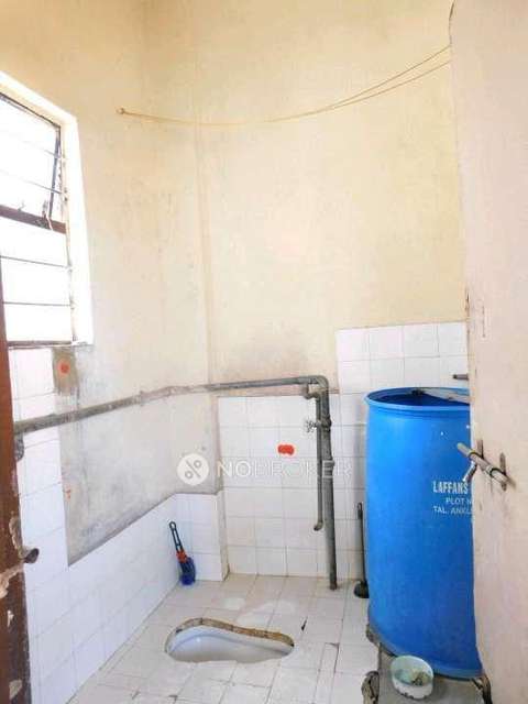 1 RK Flat for Rent  In Budhwar Peth