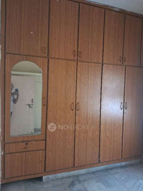 2 BHK Flat In Vijetha Ratna Towers Saleemnagar Sripuram Colony for Rent  In Malakpet