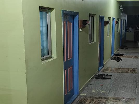 PG for Boys in Navalur