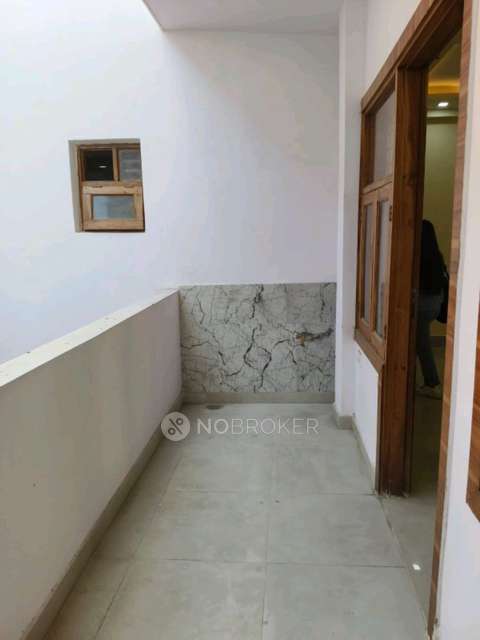 4 BHK Flat In Sb For Sale  In Sector 31