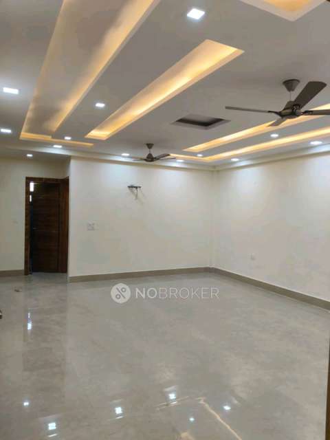 4 BHK Flat In Sb For Sale  In Sector 31